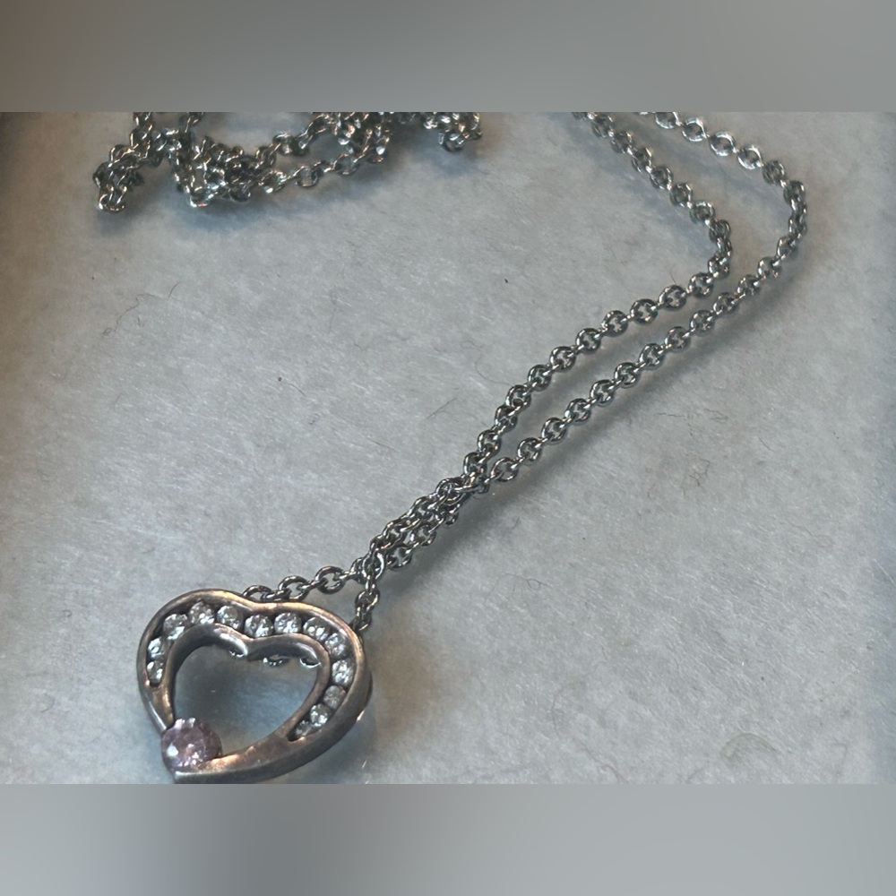 Pretty Heart Rhinestone Necklace - Picture 2 of 7
